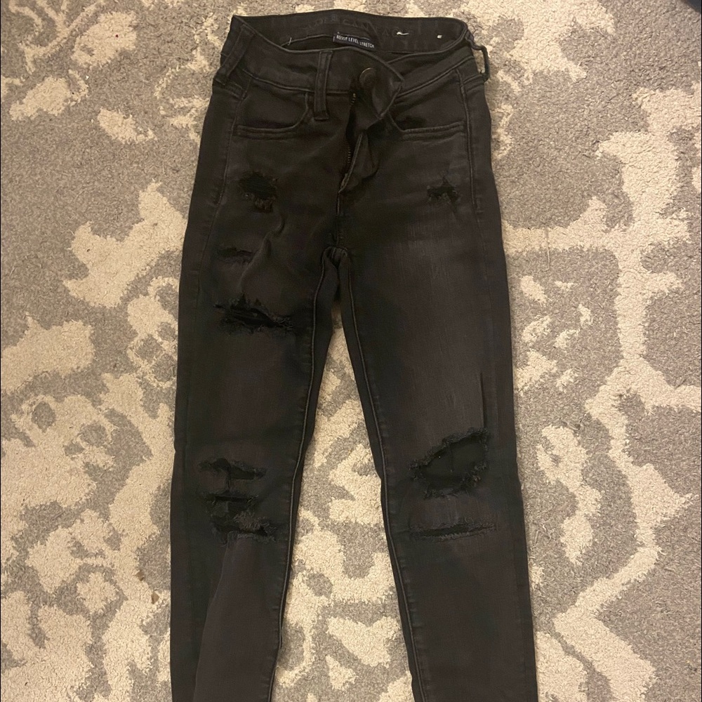 ripped skinny jeans
